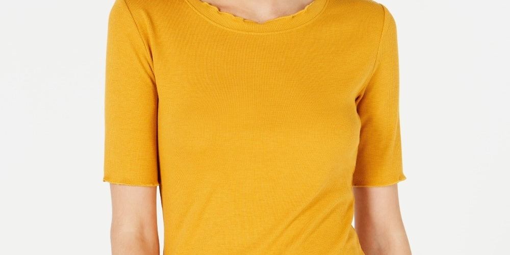 Blusa feminina Maison Jules com decote redondo e mangas curtas, amarelo escuro, tamanho P