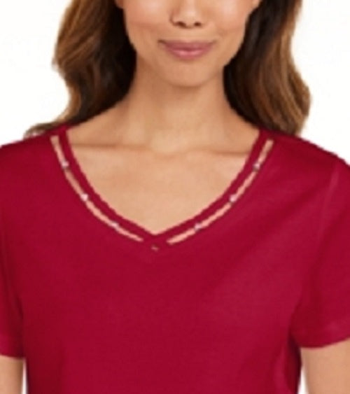 Camiseta feminina Karen Scott de algodão com decote em V e acabamento aberto, vermelha brilhante, tamanho médio