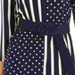 Blusa feminina Alfani estampada com manga 3/4 e decote em V para usar no trabalho, azul, tamanho médio