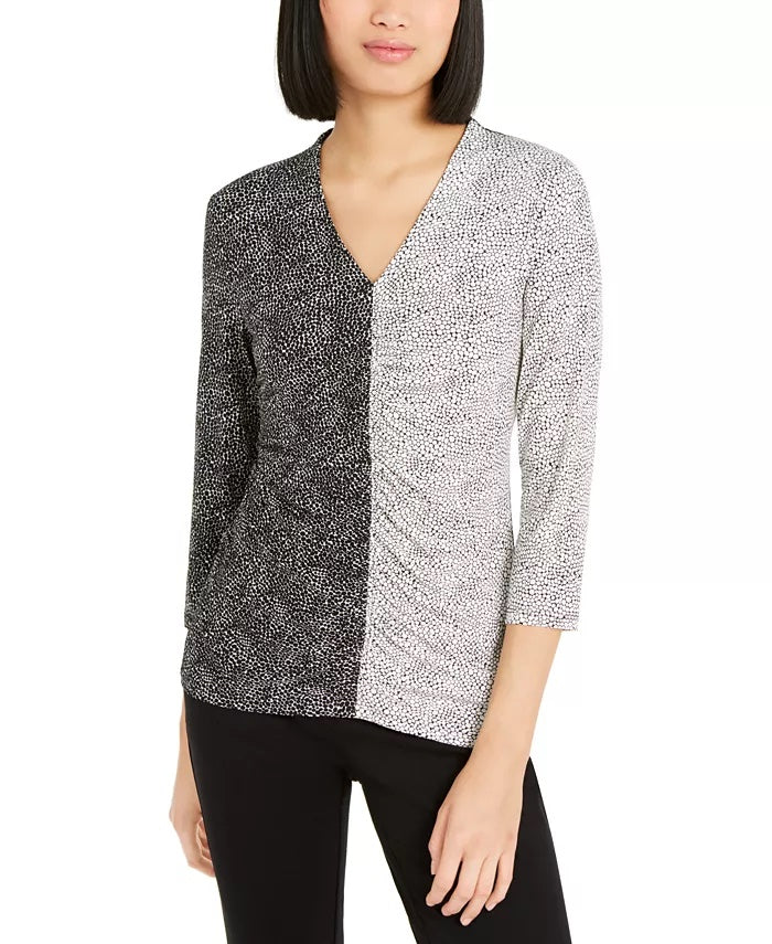 Blusa feminina Alfani com estampa mista e franzido na frente, preta, tamanho pequeno médio