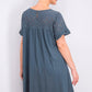 Vestido estilo camiseta feminino com mangas esvoaçantes, cinza escuro, tamanho médio