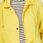 Jaqueta de chuva feminina Charter Club Anorak amarela pequena grande