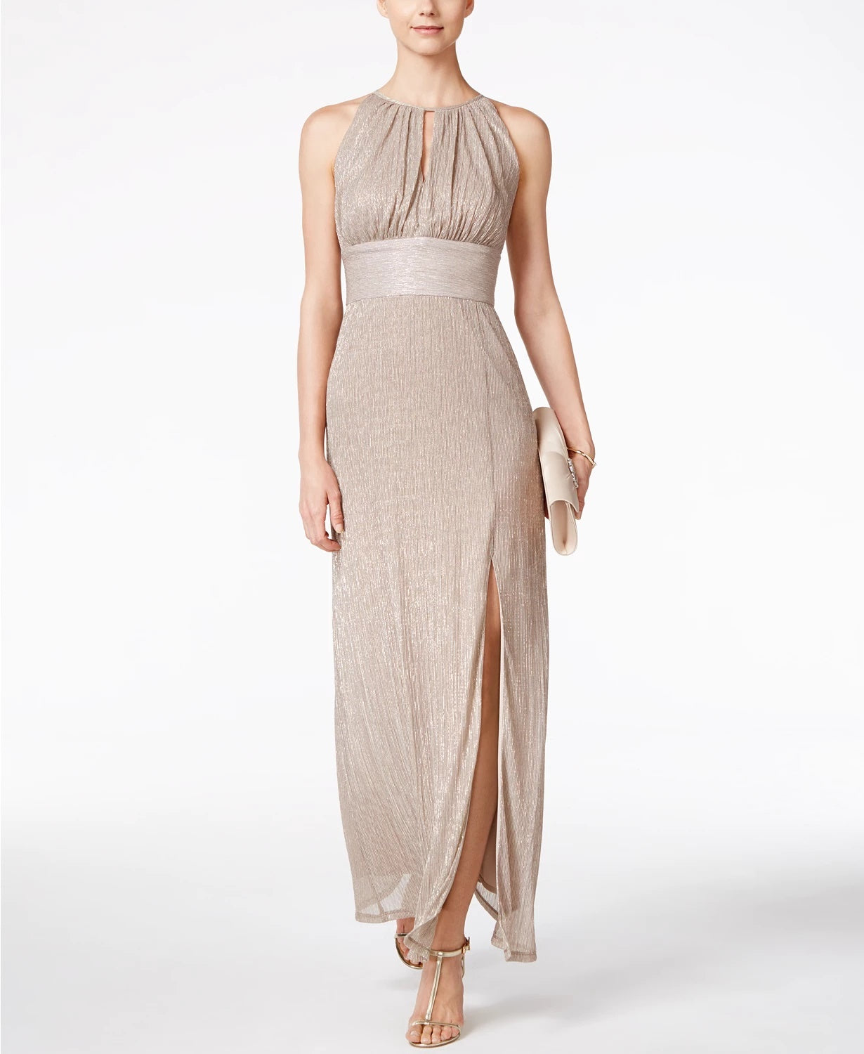 Vestido feminino R &amp; M Richards com decote em V e alças finas em malha metálica, tamanho 8, dourado