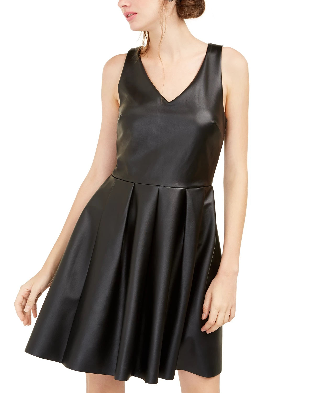 Vestido Rosie Harlow Juniors em couro sintético, corte justo e flare, preto, tamanho médio
