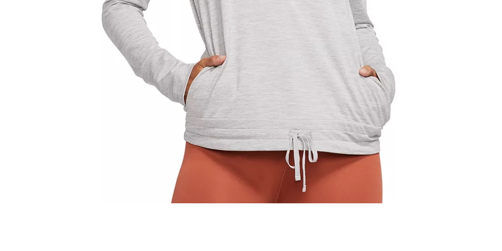 Camiseta Nike Yoga Funnel Neck Dri Fit Feminina Cinza Tamanho Médio