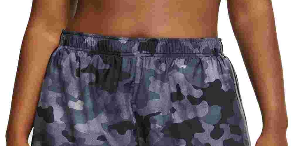 Shorts de corrida Nike Dri-FIT Tempo Plus Size Feminino, cor carvão, tamanho extragrande