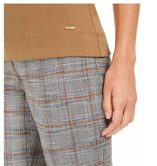 Camiseta Calvin Klein Feminina Manga Curta Algodão Marrom Tamanho P