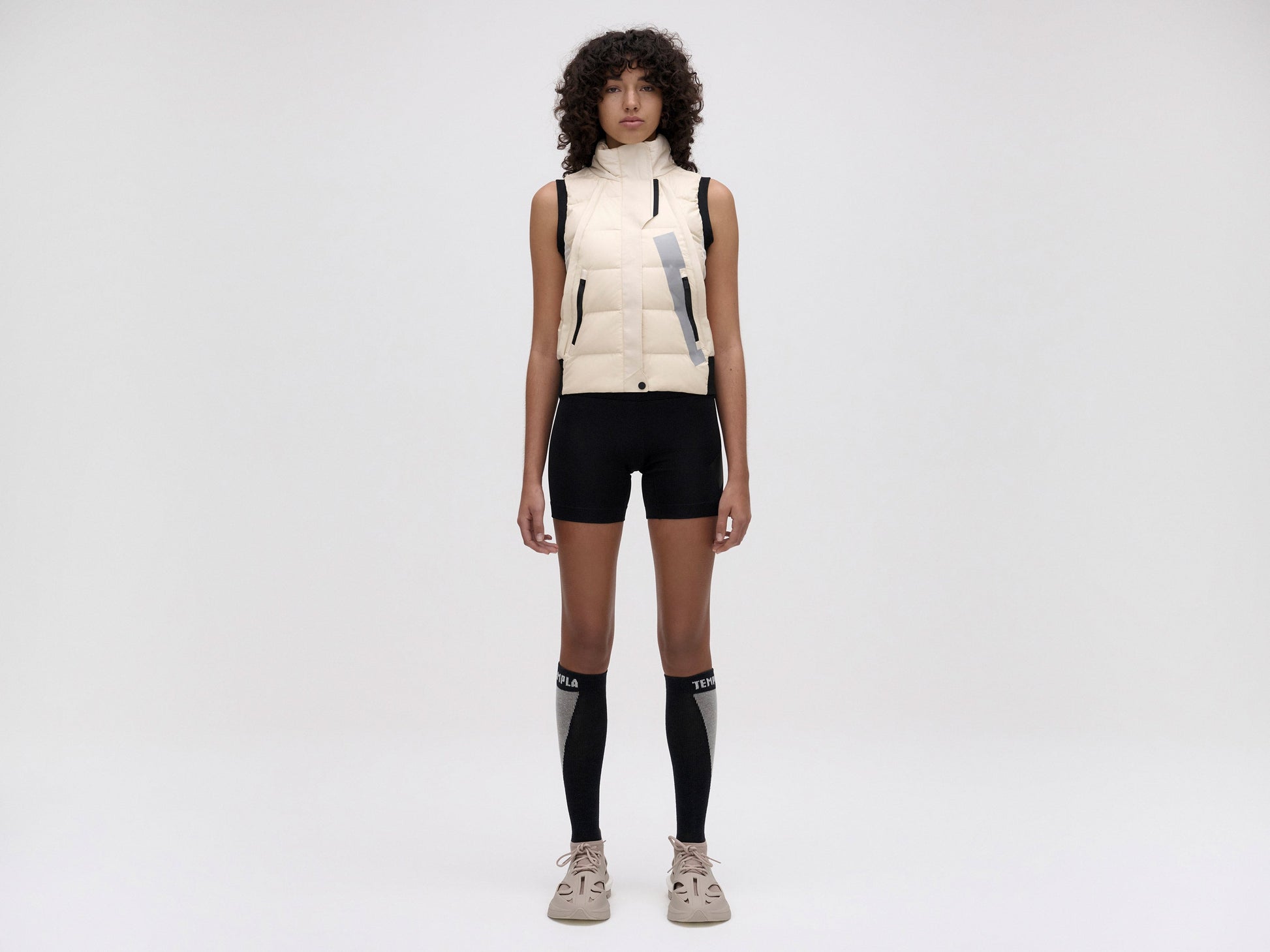 w-25-shorts-black