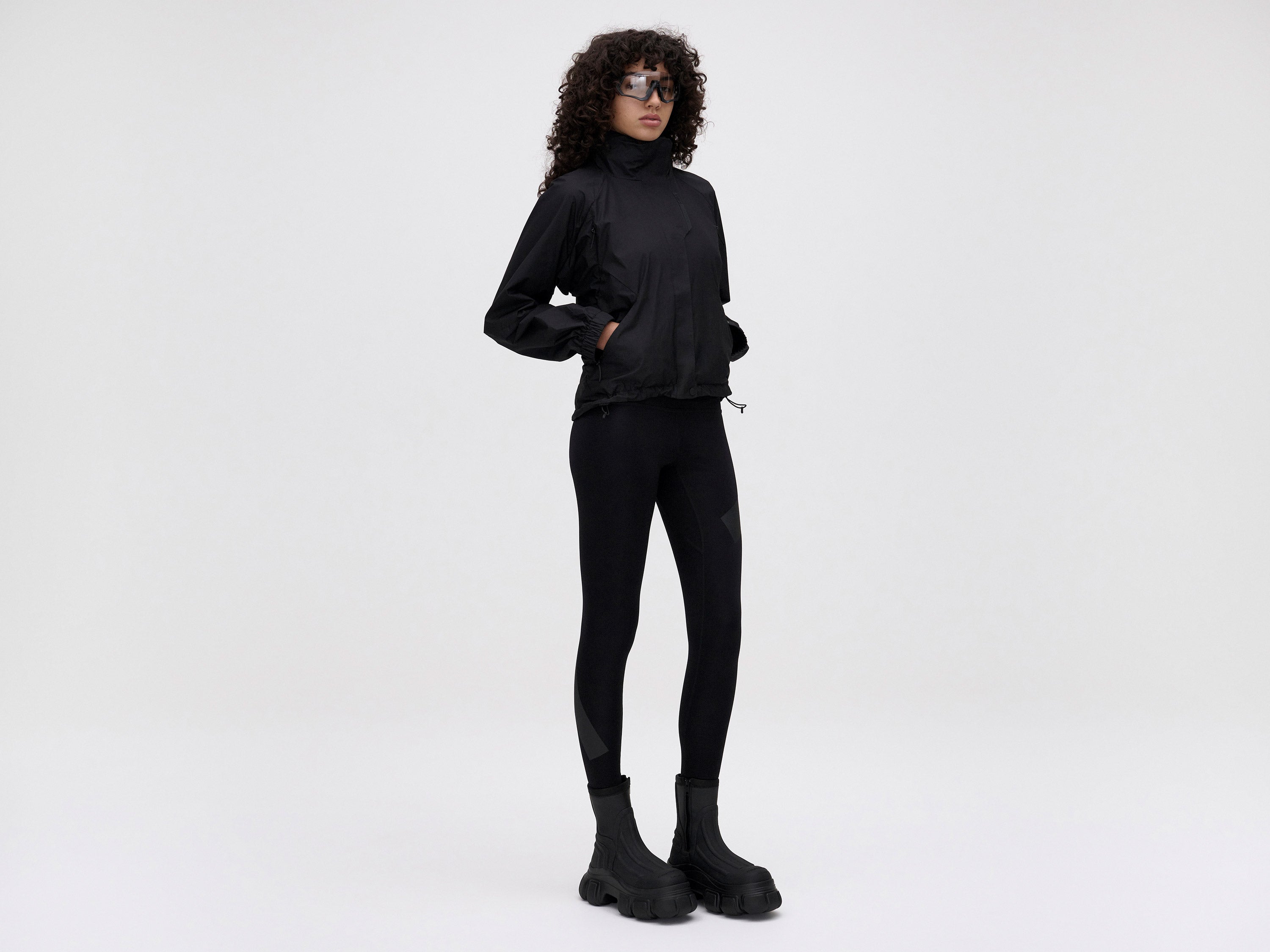 spray-jacket-black