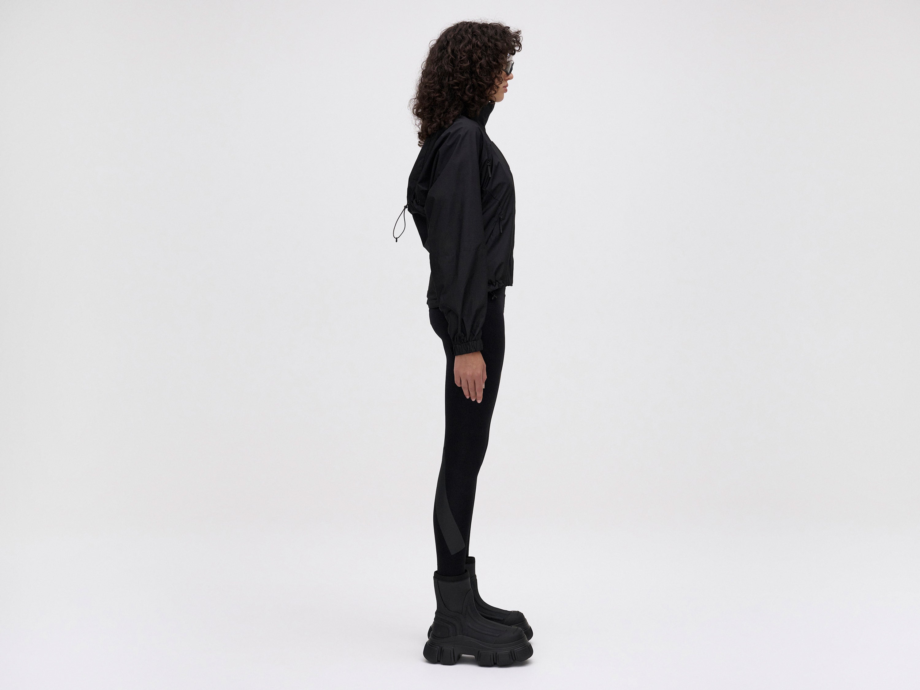 spray-jacket-black