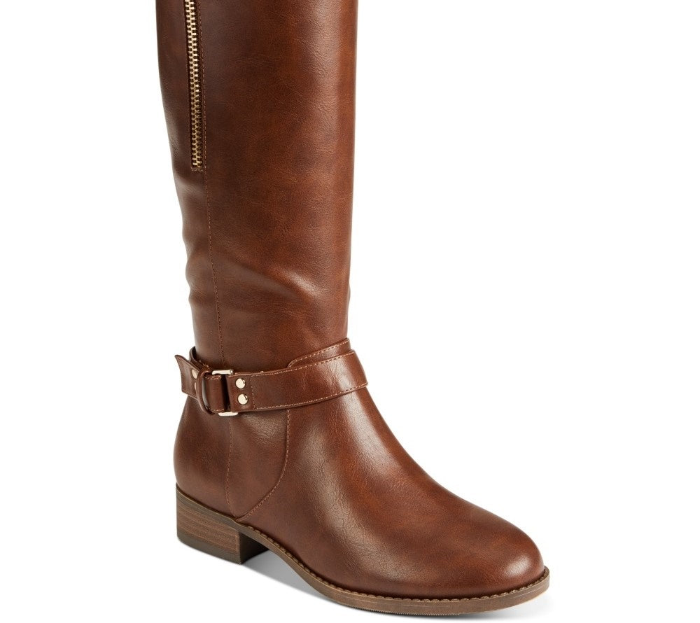 Material Girl Botas de montaria femininas Winnnie de couro sintético, tamanho médio, marrom, 5 M