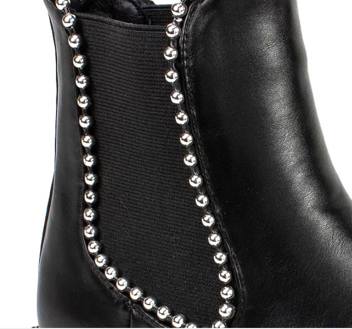 Seven Dials Botas femininas Shelley com tachas pretas tamanho 7 M