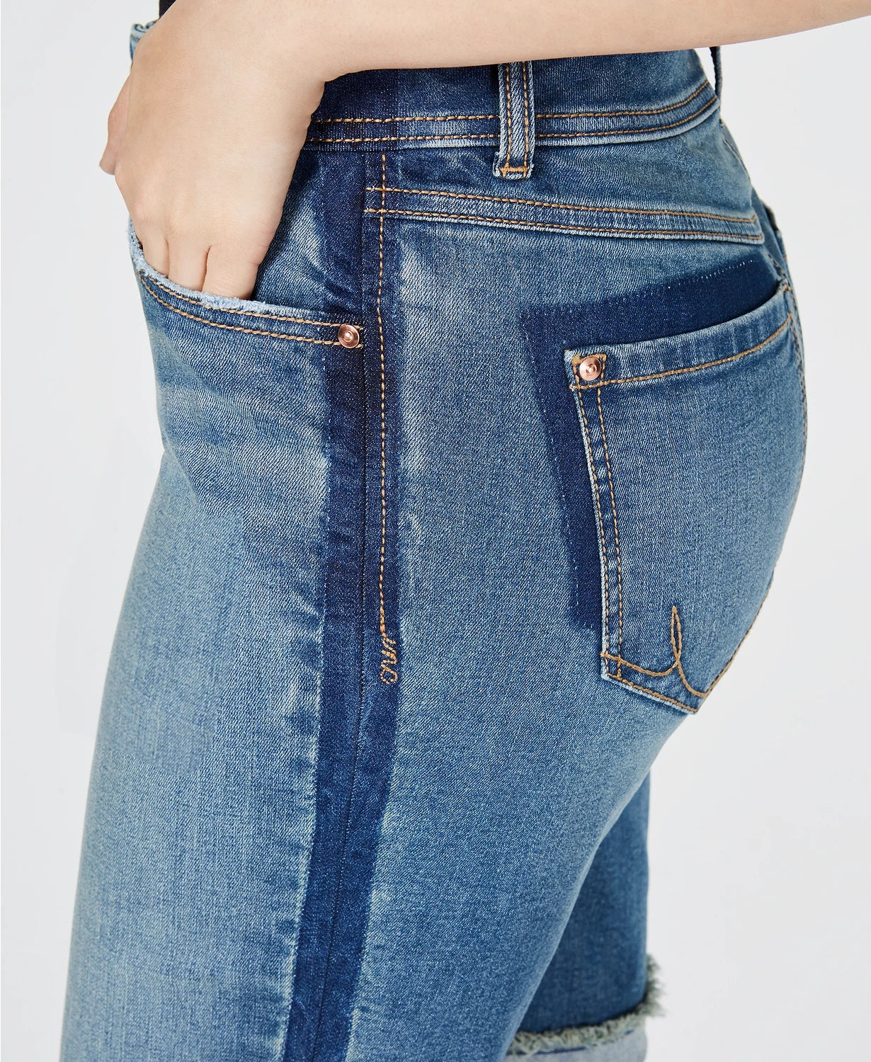 Shorts jeans femininos INC International Concepts com ajuste curvilíneo e acabamento contrastante, azul-marinho, tamanho 10