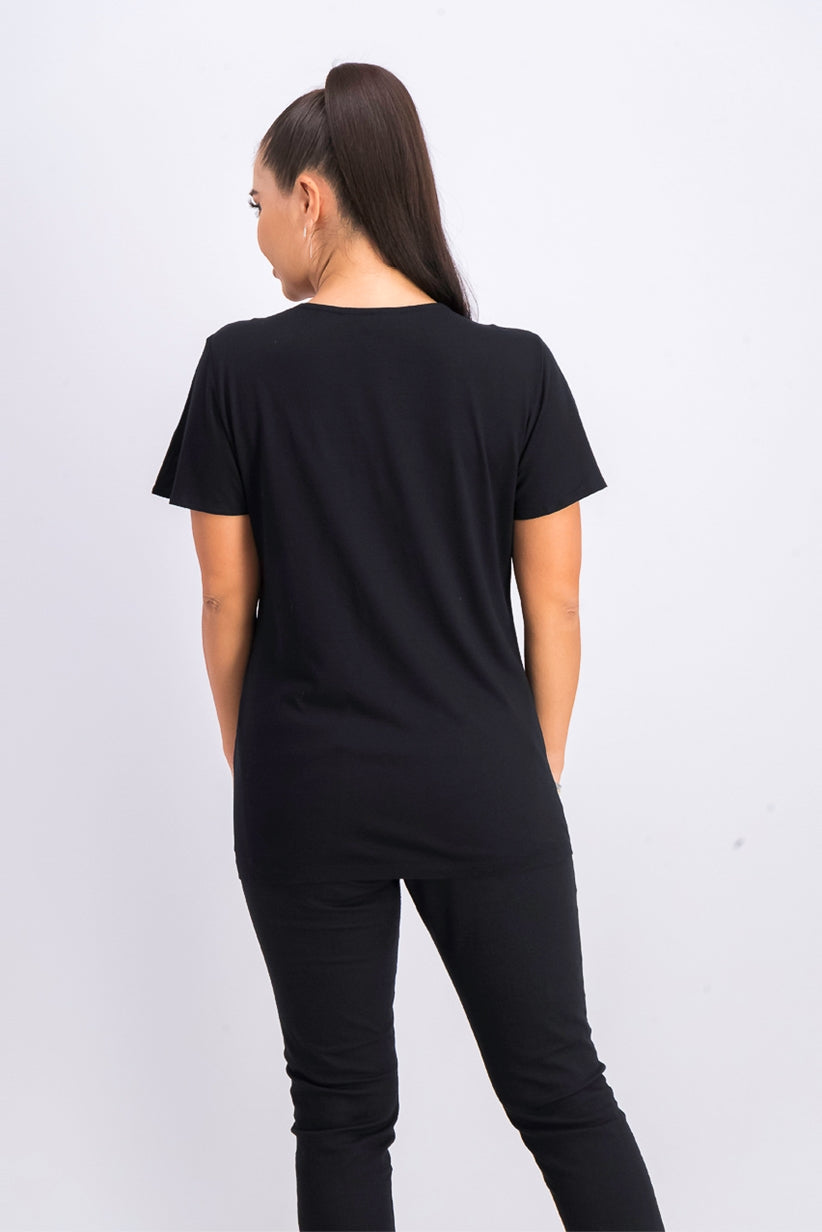 Camiseta feminina Karen Scott com gola trançada, preta, tamanho X-S