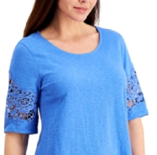 Top feminino Charter Club de algodão com acabamento em renda, azul, tamanho médio