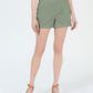 Shorts chino femininos Maison Jules com frente lisa, verde, tamanho 12