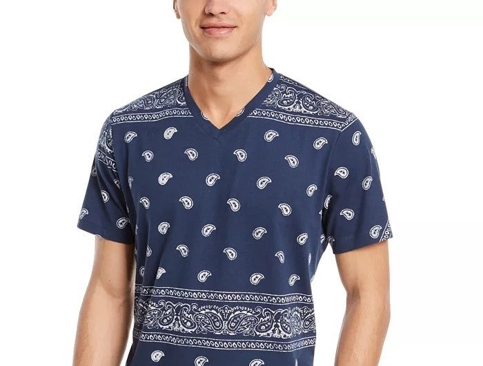 Camiseta masculina American Rag Blocked Bandana, tamanho médio, azul marinho