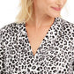 Charter Club Top feminino com estampa animal e decote em V plissado, branco, tamanho XX-G