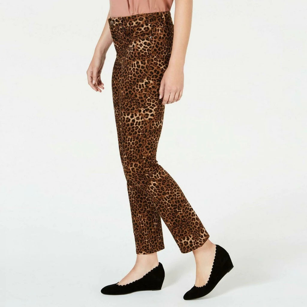 Calça jeans feminina Lexington com estampa animal, marrom, tamanho 28W, da Charter Club