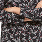 Blusa feminina Karen Scott com estampa de gola alta, preta, tamanho grande