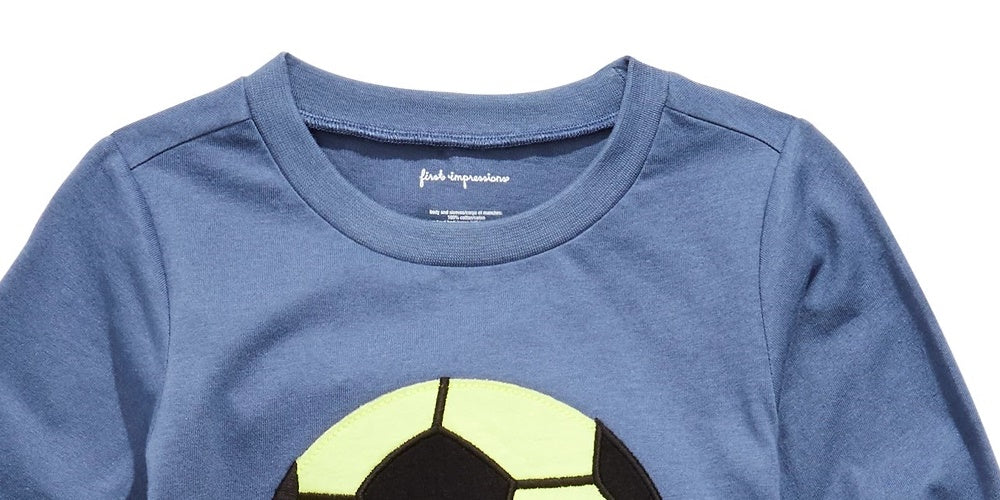 Camiseta infantil First Impressions com estampa de futebol e blocos de cores, azul, tamanho 4T