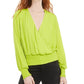 Blusa feminina Bar III Smocked Surplice, verde, tamanho pequeno