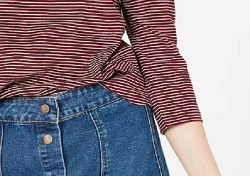 Camisa listrada feminina Maison Jules com manga 3/4, vinho, tamanho médio