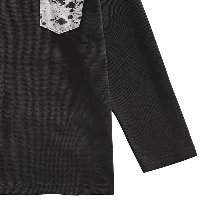 Camiseta de malha térmica com capuz e estampa de respingos em blocos de cores para meninos da Epic Threads, preta, tamanho 4T
