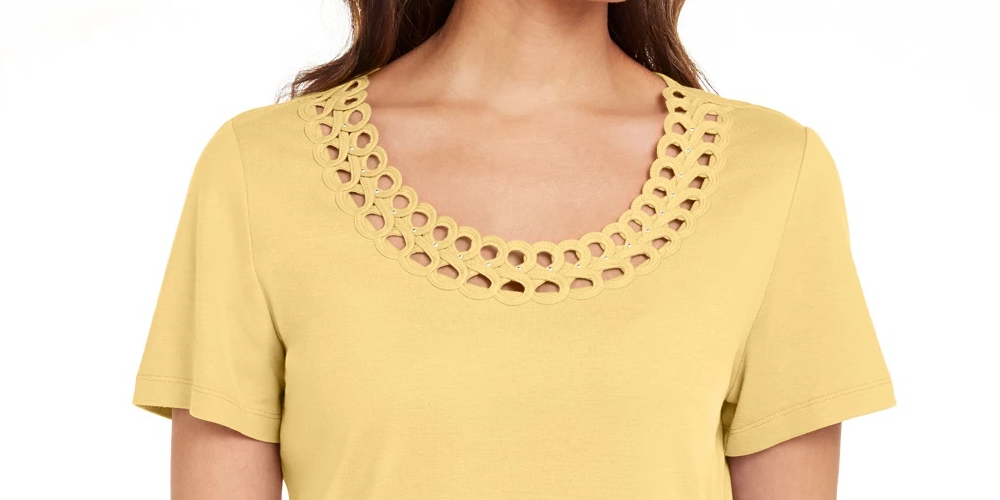 Camiseta feminina Karen Scott de algodão com gola recortada, amarela, tamanho pequeno