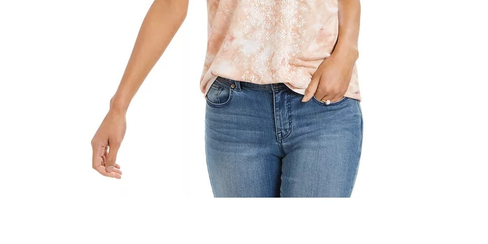 Camiseta feminina com estampa gráfica e medalhão Style &amp; Co, vermelha brilhante, tamanho pequeno