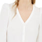 Blusa feminina Bar III lisa com manga 3/4 e decote em V, com botões, branca, tamanho médio