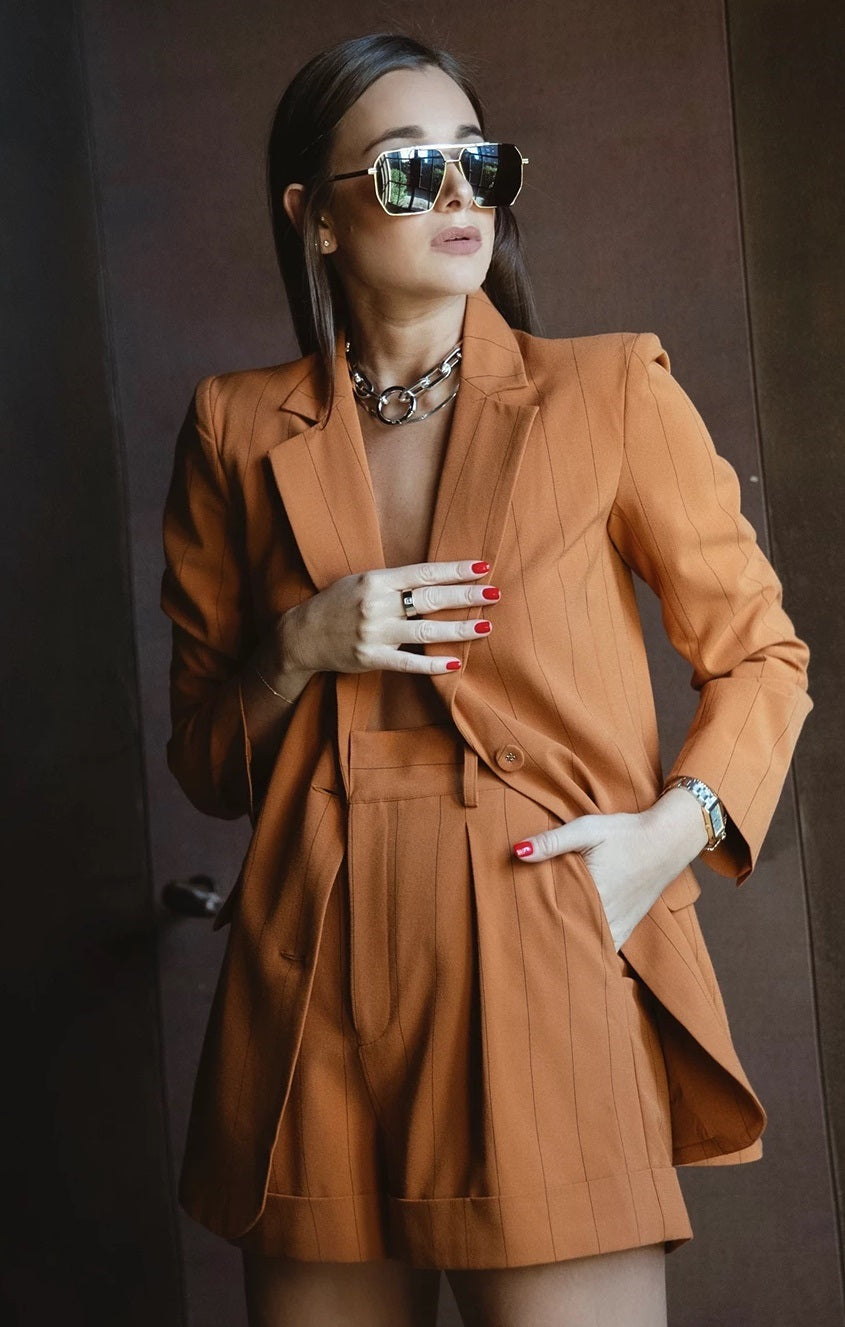 Jaqueta Boyfriend Listrada Feminina Danielle Bernstein Laranja Tamanho P