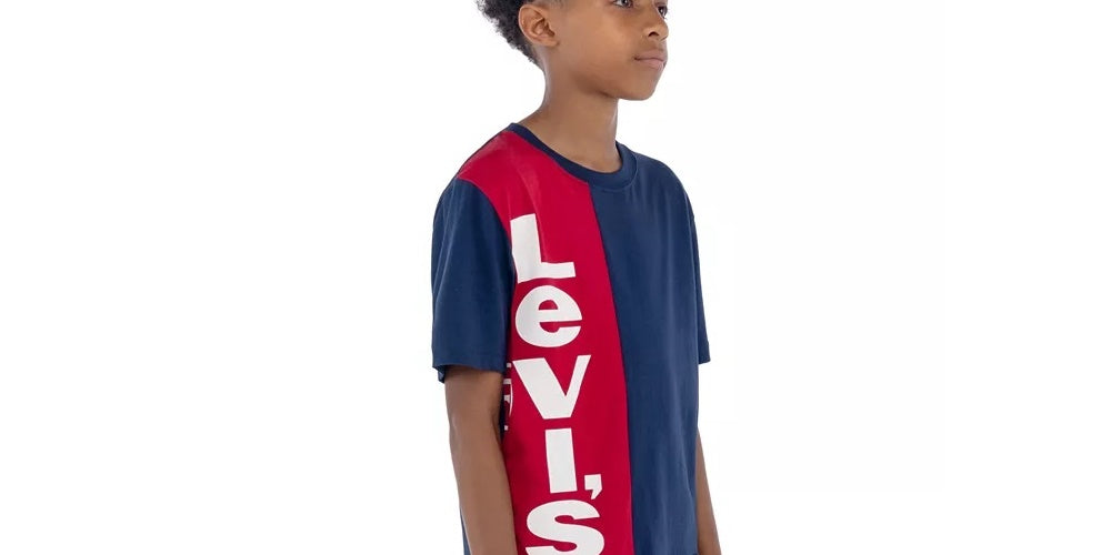 Camiseta Levi's Little Boy's Colorblocked com logotipo vertical, azul, tamanho 4