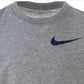 Camiseta Nike Little Boy's Elite Pod com estampa de logotipo, cinza, tamanho 4