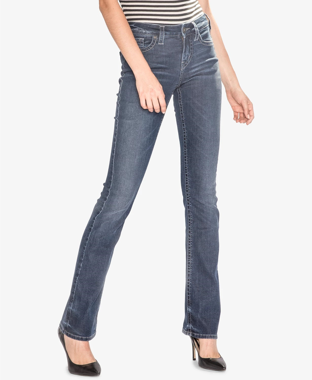 Calça jeans feminina slim bootcut da Silver Jeans Co - azul escuro, tamanho 27x31