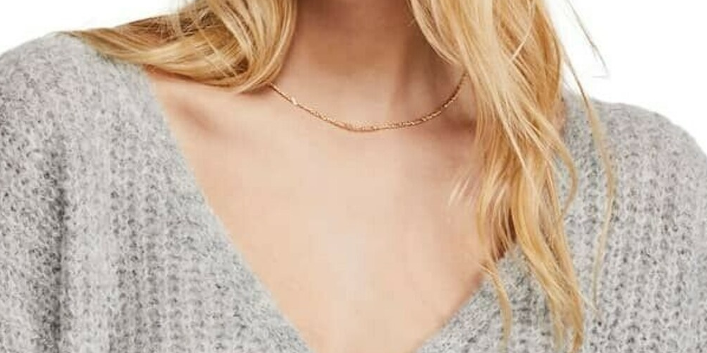 Top curto feminino de manga comprida com decote em V Free People, cinza, tamanho médio
