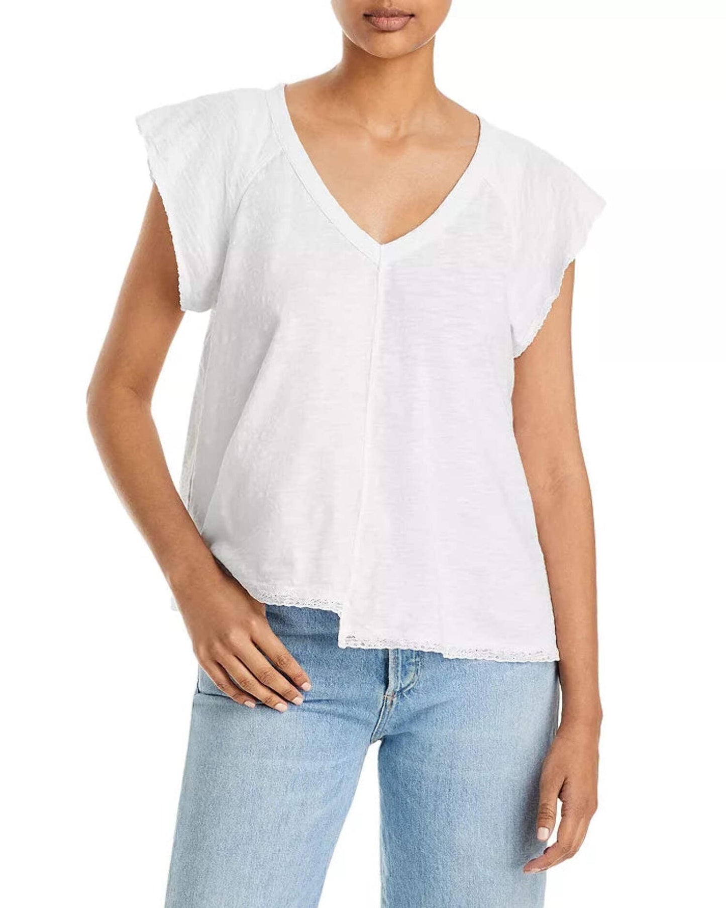 Camiseta Wilt Assimétrica com Acabamento em Renda Branca Tamanho XS