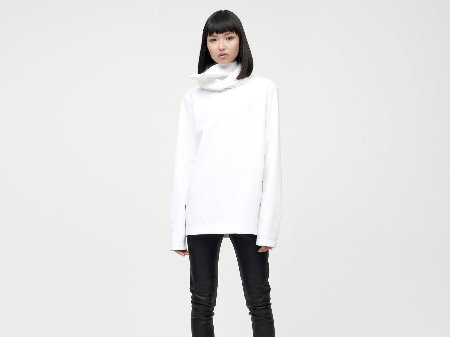 Tildas Turtleneck - White