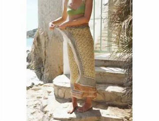 Beachwood Baby - Sarongue Pareo com estampa floral