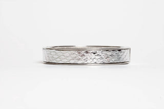 Avenue Chic - Women's Genuine Leather Circle Hinge Bracelet