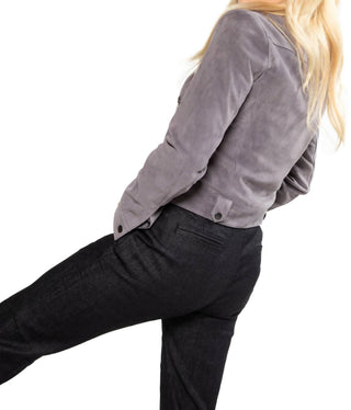 Neste dia - Calça jeans flare com stretch