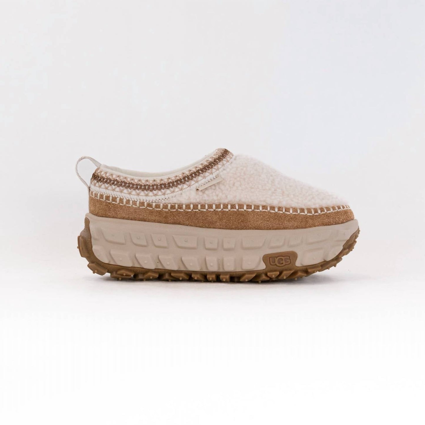 Ugg - Women's Venture Daze Cozy Shoes