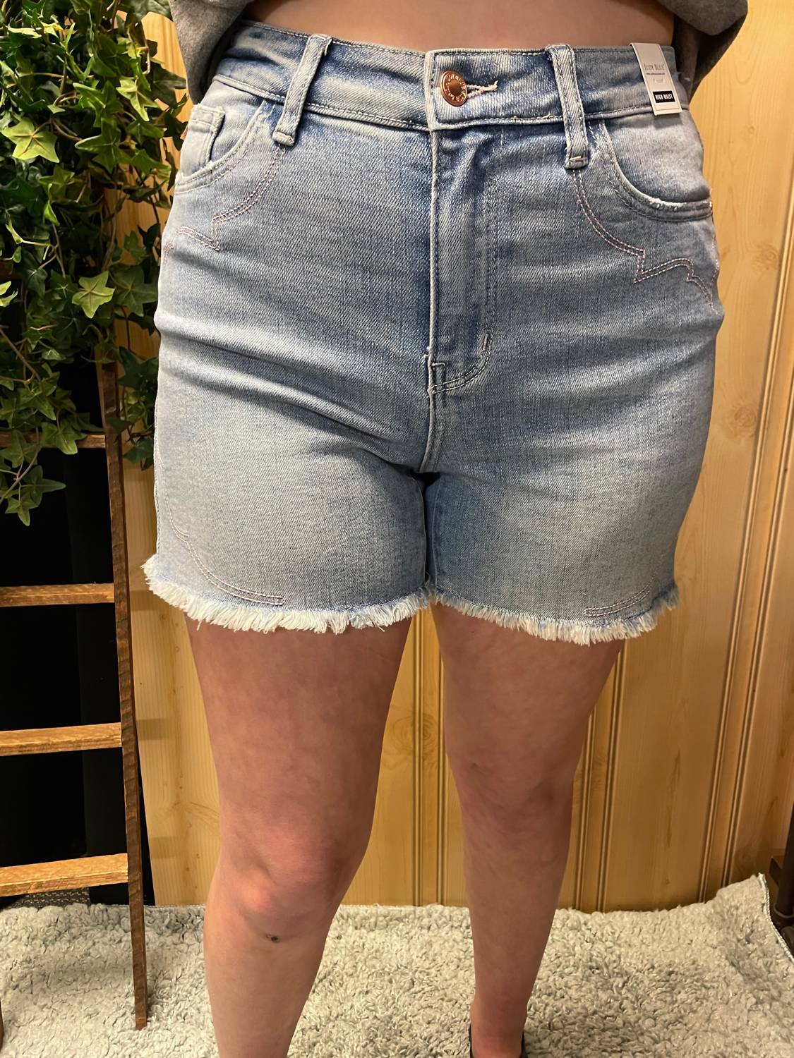 Judy Blue - Western Embroidered Denim Short