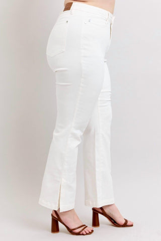 Judy Blue - Calça Jeans Bootcut com Fenda Lateral