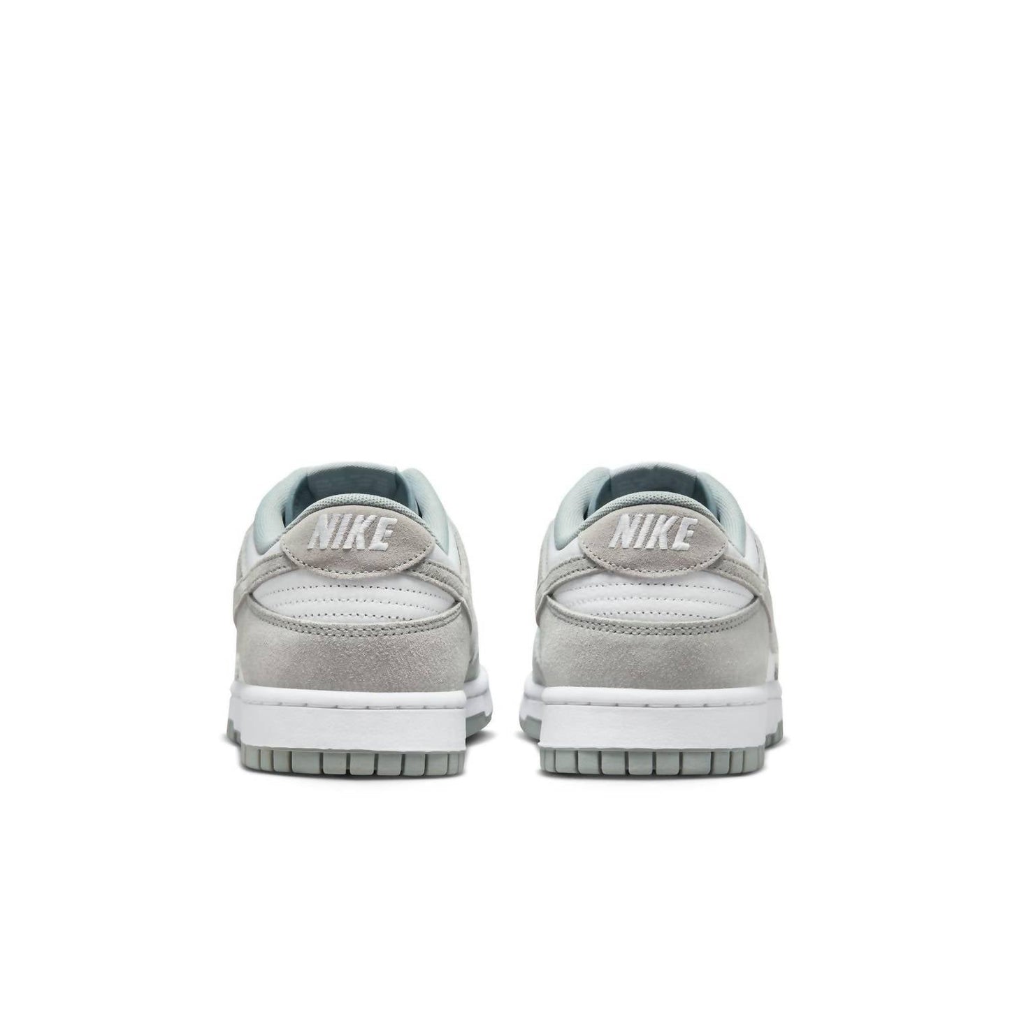 Nike - Men's Dunk Low Retro SE Sneaker