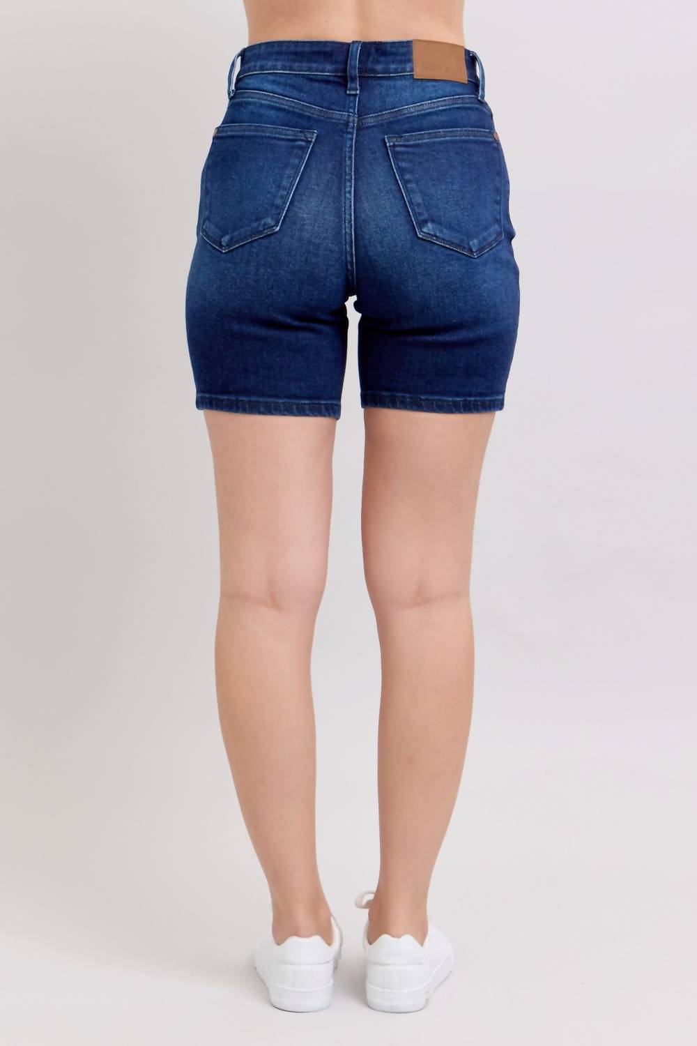 Judy Blue - High Waist V-front Bermuda Short