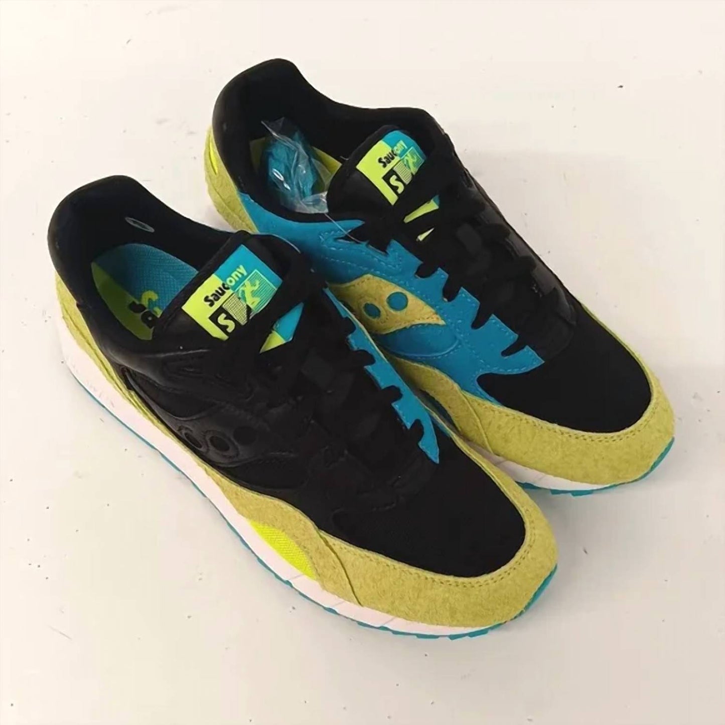 Saucony - Tênis Feminino Shadow 6000 Mushroom Pack Cano Baixo