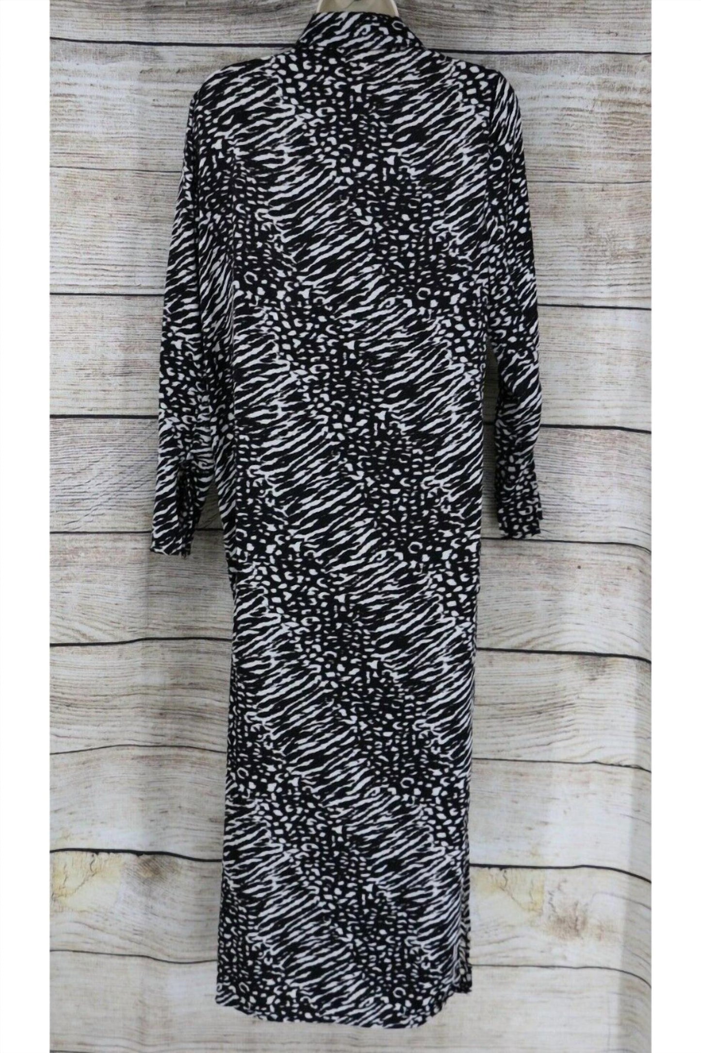 Fashion Nova - Women's Tiger Stripe Open Cover Up