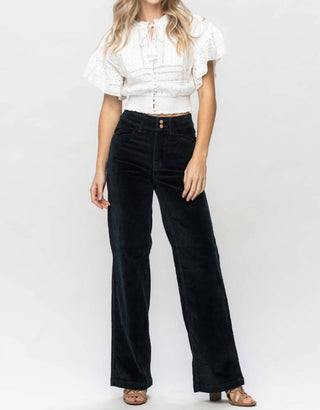 Judy Blue - Calça jeans de veludo cotelê tingida com perna larga