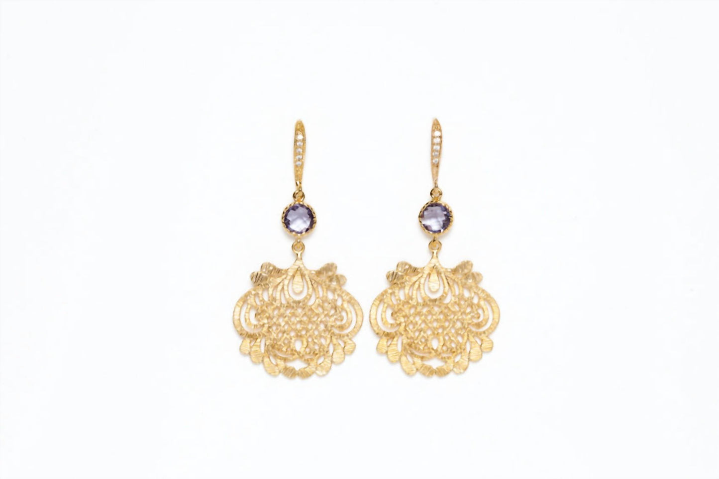 Avenue Chic - Women's Royal Filigree Earrings